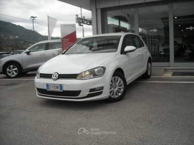 Volkswagen Golf 7ª serie 1.2 TSI 85 CV 5p. Trendline BlueMotion Technology Bianco usata Lucca