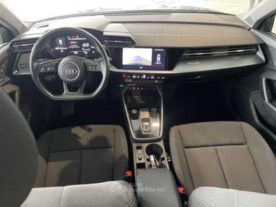 Audi A3 4ª serie SPB Sportback 35 TDI S tronic Business Advanced Blu/Azzurro usata Lucca
