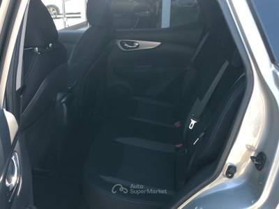 Nissan Qashqai 1.3 DIG-T 140 N-Connecta Bianco usata Lucca