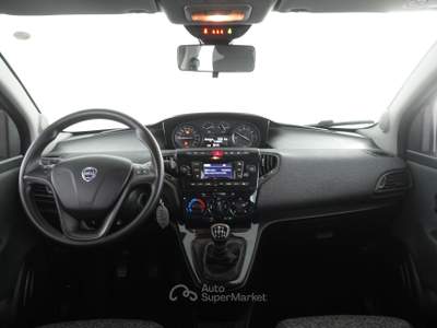 Lancia Ypsilon Ypsilon 1.0 FireFly 5 porte S&S Hybrid Silver Nero usata Milano
