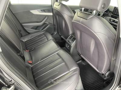 Audi A4 2ª serie 40 TDI 204 CV S tronic Business Evolution Nero usata Lucca