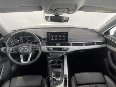 Audi A4 2ª serie 40 TDI 204 CV S tronic Business Evolution Nero usata Lucca