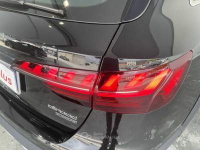Audi A4 2ª serie 40 TDI 204 CV S tronic Business Evolution Nero usata Lucca