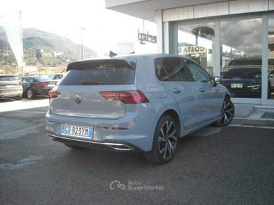 Volkswagen Golf 8ª serie 1.4 TSI eHYBRID 204 CV DSG Style Grigio usata Lucca