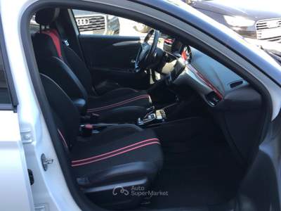 Opel Corsa 1.2 Gs Line + 130cv AT8 Bianco usata Lucca