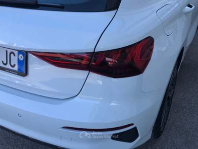 Audi A3 35 TDI S tronic S line Edition Bianco usata Lucca