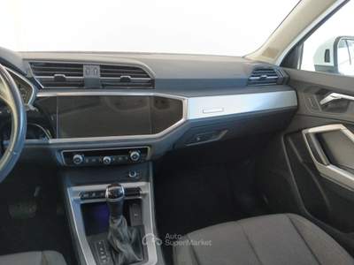 Audi Q3 45 TFSI e S tronic S Line Edition Bianco usata Lucca