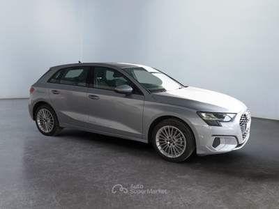 Audi A3 4ª serie SPB Sportback 35 TFSI Business Advanced Argento usata Lucca