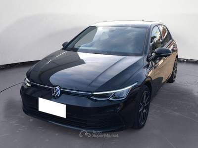 Volkswagen Golf 8ª serie 2.0 TDI SCR Style Nero usata Lucca