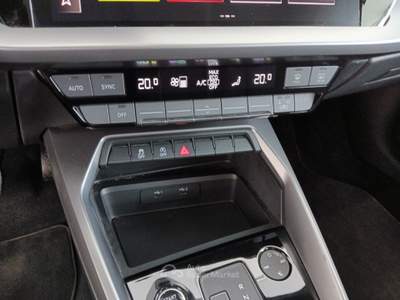 Audi A3 30 g-tron S tronic Business Argento usata Lucca