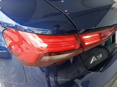 Audi A3 4ª serie SPB Sportback 30 TFSI S tronic Business Advanced Blu/Azzurro usata Lucca