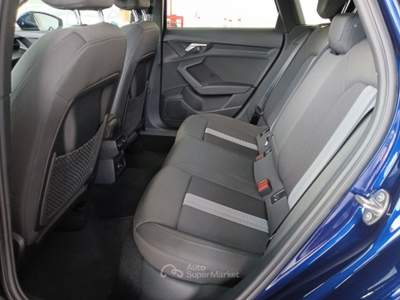 Audi A3 4ª serie SPB Sportback 30 TFSI S tronic Business Advanced Blu/Azzurro usata Lucca