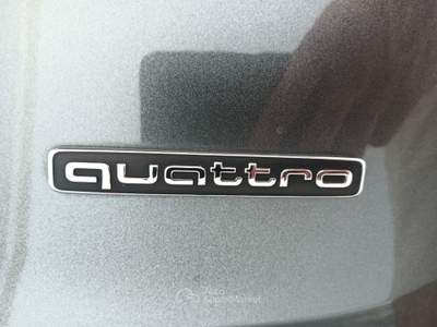 Audi Q5 2ª serie SPB Sportback 40 TDI quattro S tronic S line plus Grigio usata Lucca