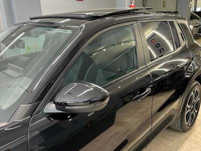 Jeep Avenger 100 CV MHEV Longitude Nero usata San Giuseppe Vesuviano