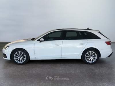 Audi A4 5ª serie Avant 30 TDI/136 CV S tronic Business Bianco usata Lucca