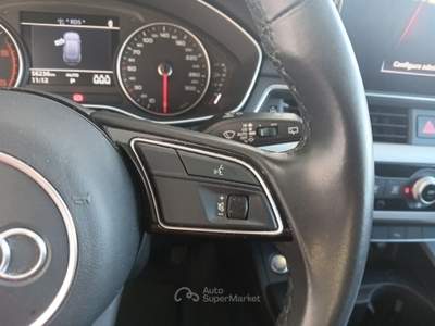 Audi A4 5ª serie Avant 30 TDI/136 CV S tronic Business Bianco usata Lucca