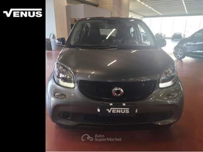 Smart ForFour Smart II 2015 Benzina 1.0 Passion 71cv twinamic Grigio usata Monza