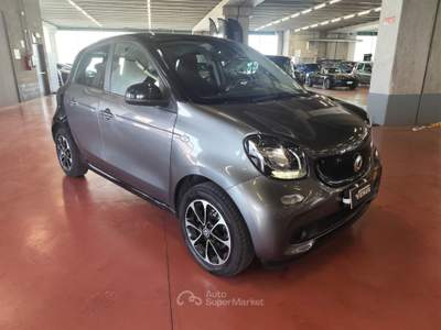 Smart ForFour Smart II 2015 Benzina 1.0 Passion 71cv twinamic Grigio usata Monza