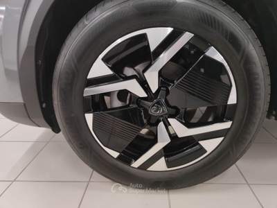 Peugeot 2008 1.2 100cv Allure NUOVO MODELLO "SUPER PROMO" Grigio usata LEGNANO