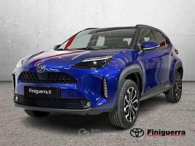 Toyota Yaris Cross 1.5H (130 CV) Trend E-CVT Blu/Azzurro usata Civate