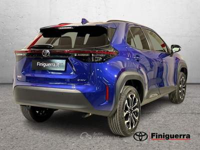 Toyota Yaris Cross 1.5H (130 CV) Trend E-CVT Blu/Azzurro usata Civate