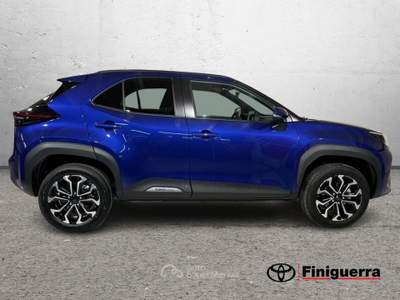 Toyota Yaris Cross 1.5H (130 CV) Trend E-CVT Blu/Azzurro usata Civate