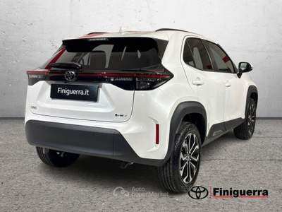 Toyota Yaris Cross 1.5 Hybrid 130 CV 5p.E-CVT Trend con confort pack Bianco usata Civate