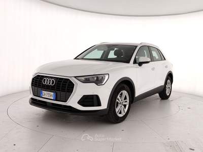 Audi Q3 II 2018 35 2.0 tdi Business s-tronic Bianco usata Caserta