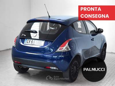 Lancia Ypsilon 1.2 69cv Elefantino Blu/Azzurro usata Prato