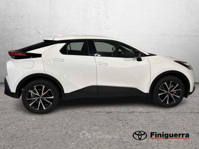 Toyota C-HR 2.0 PHEV Trend Bianco usata Civate