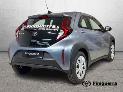 Toyota Aygo X Aygo X 1.5 Hybrid 115 CV 5 porte Blu/Azzurro usata Civate