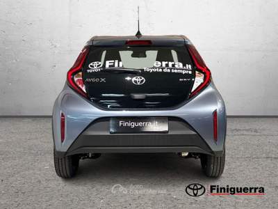 Toyota Aygo X Aygo X 1.5 Hybrid 115 CV 5 porte Blu/Azzurro usata Civate