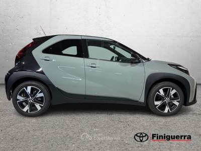 Toyota Aygo X Aygo X 1.5 Hybrid 115 CV 5 porte Icon Verde usata Civate