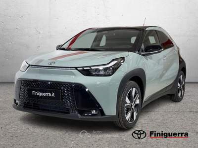 Toyota Aygo X Aygo X 1.5 Hybrid 115 CV 5 porte Icon Verde usata Civate