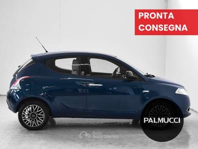 Lancia Ypsilon 1.2 69 cv Platinum Blu/Azzurro usata Prato