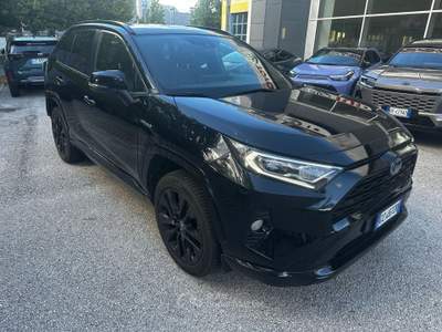 Toyota RAV4 2.5 HV 222v E-CVT Black Edition 4WD Nero usata Gardolo