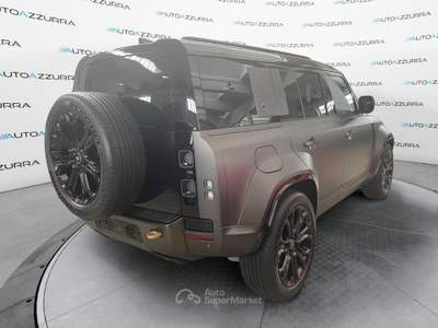 Land Rover Defender Defender 110 4.4 V8 mhev Octa awd 635cv auto Grigio usata Suzzara