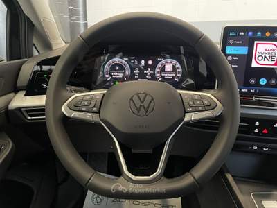 Volkswagen Golf 1.5 eTSI ACT Edition Plus DSG Nero usata Leini