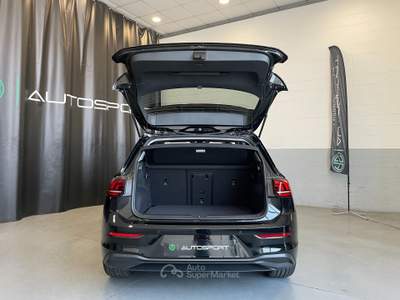 Volkswagen Golf 1.5 eTSI ACT Edition Plus DSG Nero usata Leini