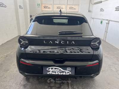 Lancia Ypsilon Ypsilon Hybrid e-DCT LX TUA DA 219,00 AL MESE Nero usata San Giuseppe Vesuviano