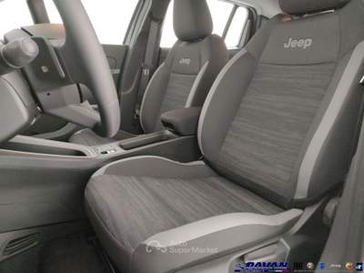 Jeep Avenger 1.2 Turbo 100 CV MHEV Longitude Bianco usata Piove di Sacco