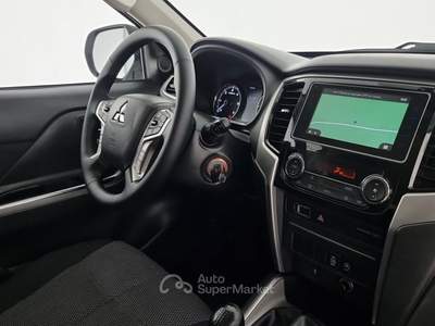 Mitsubishi L200 2.2TD Double Cab INTENSE Pack2 INTOUCH Bianco usata Reggio nell'Emilia