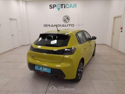 Peugeot 208 II 2023 1.2 puretech Active s&s 75cv Giallo usata Alessandria