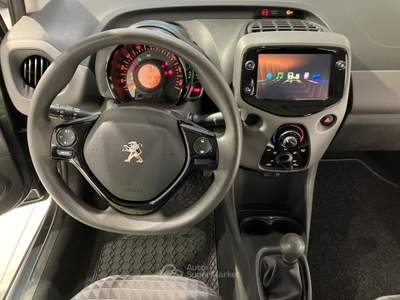 Peugeot 108 Active VTi 72cv S&S Neopatentati Grigio usata Fornovo di Taro