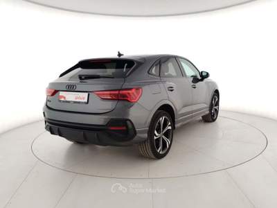 Audi Q3 45 TFSI e S tronic Identity Black Grigio usata Massa
