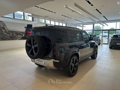 Land Rover Defender 3.0 D200 110 SE auto. - AUTOCARRO !!! Grigio usata Forlì