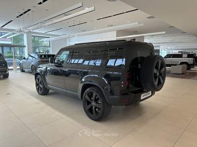 Land Rover Defender 3.0 D200 110 SE auto. - AUTOCARRO !!! Nero usata Forlì