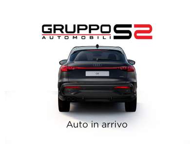 Audi Q5 TDI 204 cv quattro S tronic S Line Edition Cerchi in lega da 20'' Audi Sport /Pacchetto look nero/Pinze freno anteriori e posteriori rosse/ Assetto Sportivo Nero usata Feltre