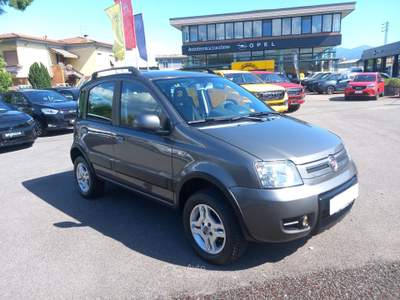 Fiat Panda 1.3  Multijet 16v 75cv 4x4 Climbing Grigio usata Lucca