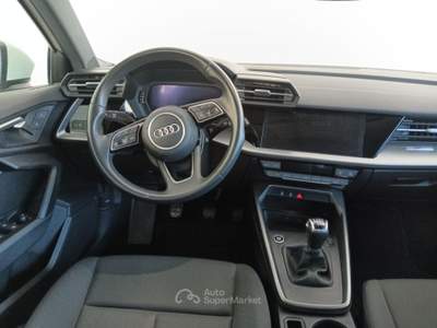 Audi A3 30 TDI Business Bianco usata Lucca